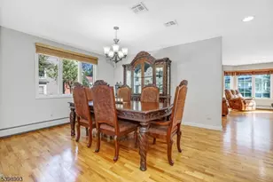 4 Maple Ave, Waldwick, NJ 07463 - Photo 5
