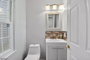 75 Washington Ct, Montville Township, NJ 07082 - Photo 3