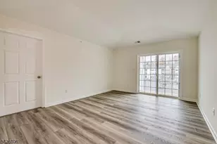 1233 Waterford Dr, Edison, NJ 08817 - Photo 9