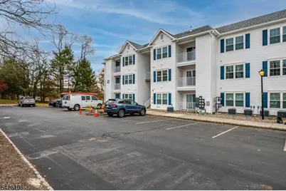 1233 Waterford Dr, Edison, NJ 08817 - Photo 3