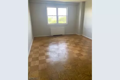 39 E 39th St #7R, Paterson, NJ 07514 - Photo 5