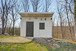 10 Berton Rd, Boonton Township, NJ 07005 - Photo 13