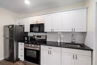 76 Mount Prospect Ave, Newark, NJ 07104 - Photo 13