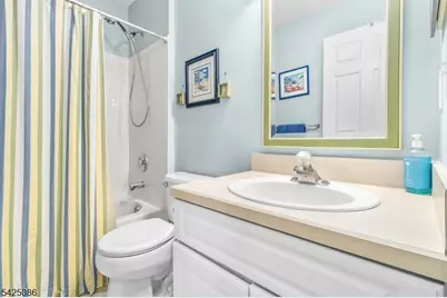 20 Chesterfield Ct, Raritan Township, NJ 08822 - Photo 27