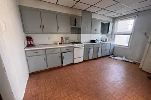 321 S 5th St, Elizabeth, NJ 07206 - Photo 3