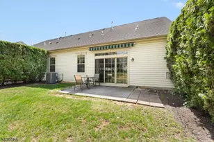 579 Edward St, Lopatcong Township, NJ 08865 - Photo 13