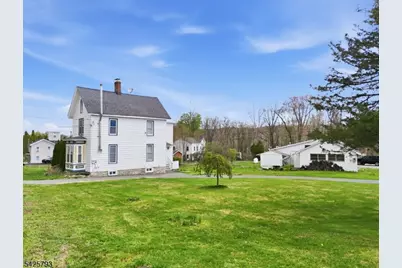 10 Brighton Ave, Andover, NJ 07821 - Photo 9