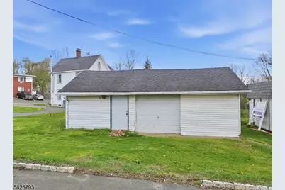 10 Brighton Ave, Andover, NJ 07821 - Photo 7