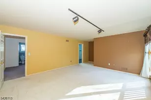 29 Radcliffe Dr, Roxbury Township, NJ 07876 - Photo 21