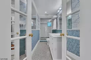 140 Lake End Rd, Rockaway Township, NJ 07435 - Photo 17