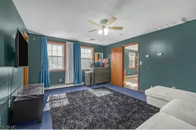 172 Chestnut St, Newark, NJ 07105 - Photo 17