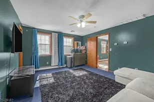 172 Chestnut St, Newark, NJ 07105 - Photo 17