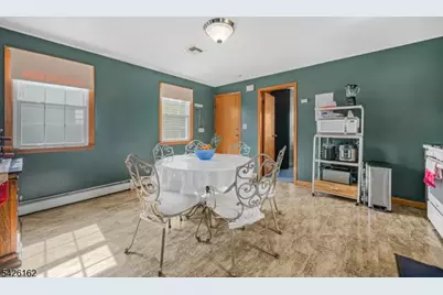 172 Chestnut St, Newark, NJ 07105 - Photo 15