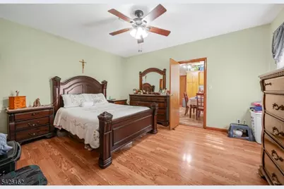 172 Chestnut St, Newark, NJ 07105 - Photo 9