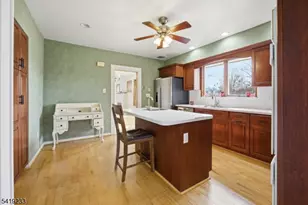 23 Lincoln Ave, Cranford Township, NJ 07016 - Photo 11