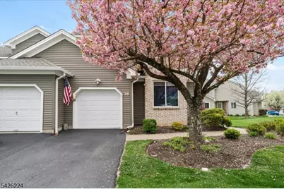 28 Sundance Ter, Hardyston Township, NJ 07419 - Photo 1
