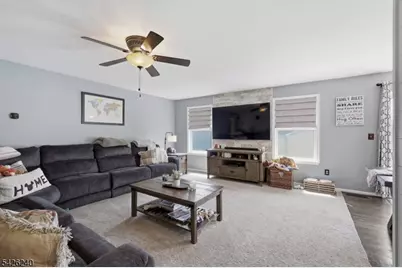 27 Lambert St, Washington Boro, NJ 07882 - Photo 9
