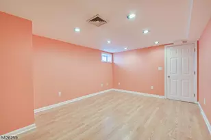 10 Wellington Ave, Woodbridge Township, NJ 07064 - Photo 37