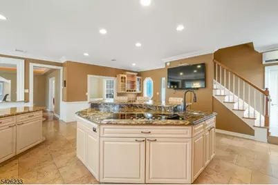 12 Butternut Ter, Kinnelon, NJ 07405 - Photo 9