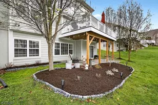 411 Sergeant Dr, Lambertville, NJ 08530 - Photo 7