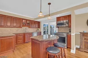 167 Barbara Pl, Middlesex, NJ 08846 - Photo 15
