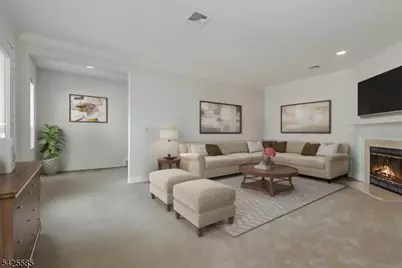 13 Franklin Pl #6D, Morristown, NJ 07960 - Photo 1