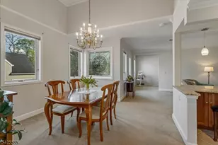 13 Franklin Pl, Morristown, NJ 07960 - Photo 9