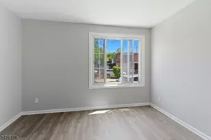 33 Lafayette St, Orange, NJ 07050 - Photo 7