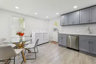 74 Forest St, Montclair, NJ 07042 - Photo 3