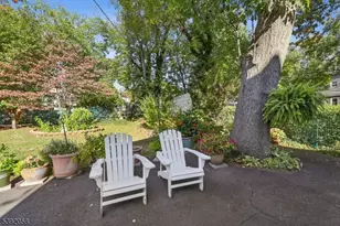 74 Forest St, Montclair, NJ 07042 - Photo 19