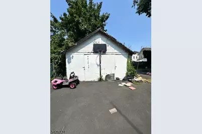 13 Paine Ave, Irvington, NJ 07111 - Photo 11