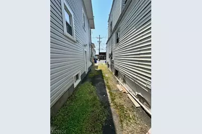 13 Paine Ave, Irvington, NJ 07111 - Photo 9
