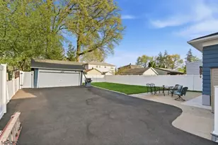 185 Washington Ave, Hawthorne, NJ 07506 - Photo 29
