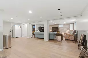 185 Washington Ave, Hawthorne, NJ 07506 - Photo 21