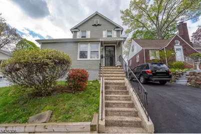 100 Washington Pl, Teaneck Township, NJ 07666 - Photo 1
