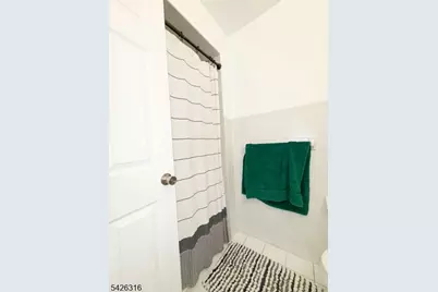 111 Pennsylvania Ave, Newark, NJ 07114 - Photo 15