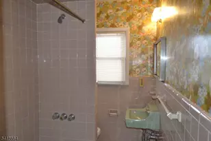 43 First St, Raritan, NJ 08869 - Photo 33