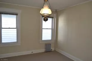 43 First St, Raritan, NJ 08869 - Photo 17