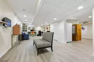 7 Blazure Dr, Bernardsville, NJ 07924 - Photo 31