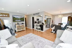15 Cross St, Dover, NJ 07801 - Photo 3