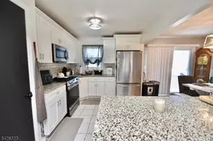 15 Cross St, Dover, NJ 07801 - Photo 5