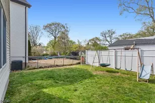 71 Parker Ave, Hawthorne, NJ 07506 - Photo 31
