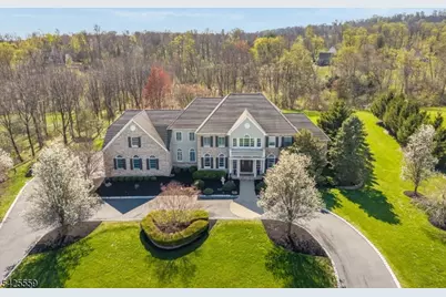 4 Wisteria Ct, Raritan Township, NJ 08822 - Photo 1