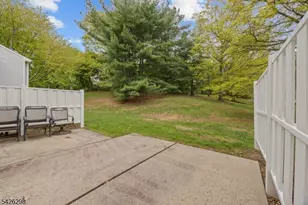 8 Tall Oaks Ct, Sayreville Boro, NJ 08859 - Photo 27