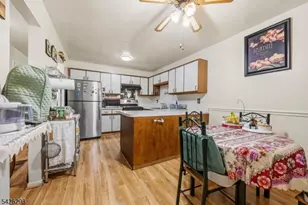 8 Tall Oaks Ct, Sayreville Boro, NJ 08859 - Photo 7