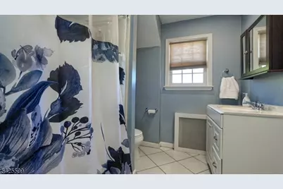 178 Jackson Ave, Rutherford, NJ 07070 - Photo 23