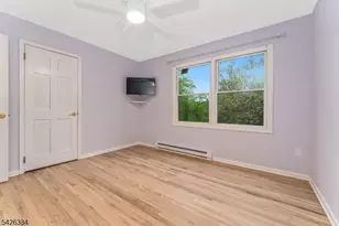 46 Sutton Rd, Tewksbury Township, NJ 08833 - Photo 15
