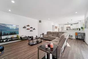 2 Harvest Ln, Washington Township, NJ 07853 - Photo 17