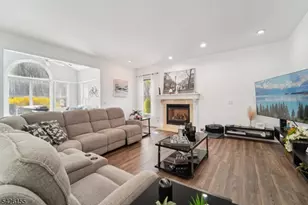 2 Harvest Ln, Washington Township, NJ 07853 - Photo 19