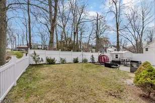 220 3rd St, Green Brook Township, NJ 08812 - Photo 33